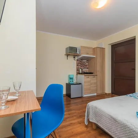 Bursztynek Pokoje Goscinne Jantar Exterior foto
