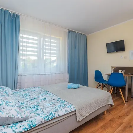 Bursztynek Pokoje Goscinne Jantar Exterior foto