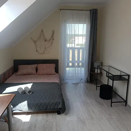 Bursztynek Pokoje Goscinne Jantar Exterior foto