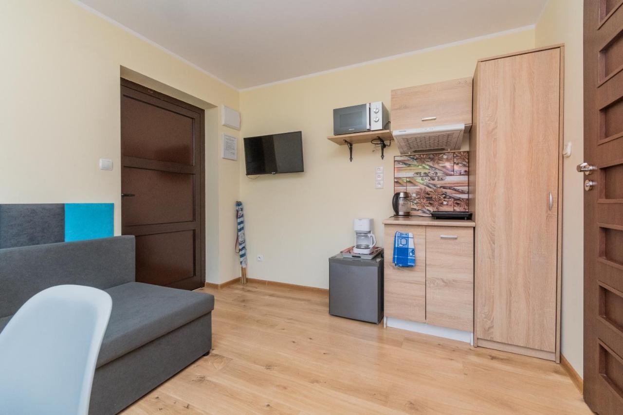 Homestay Bursztynek Pokoje Goscinne *