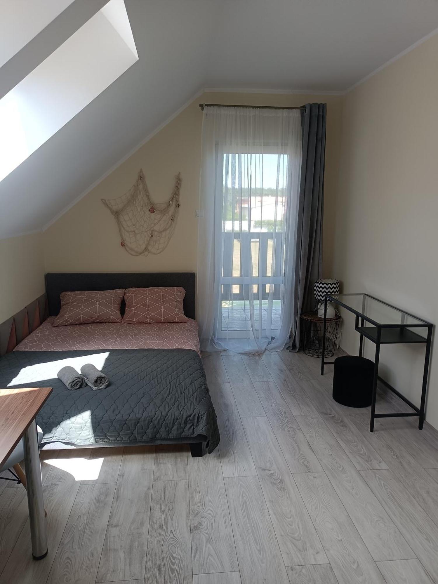 Bursztynek Pokoje Goscinne Homestay Jantar